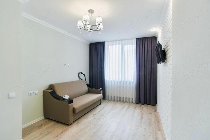 Garsonieră decomandată în Gorjului