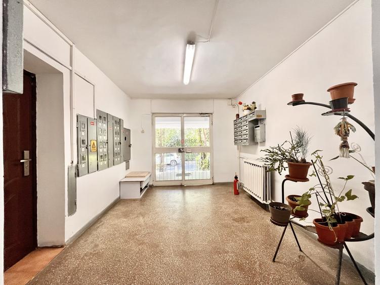 Apartament cu 2 camere decomandat, mobilat în Tineretului