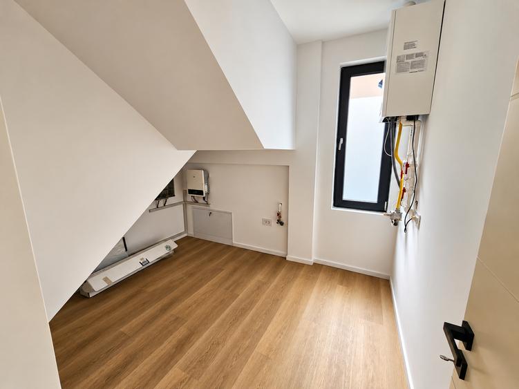 Casă individuală cu 5 camere cu Piscina în Nord