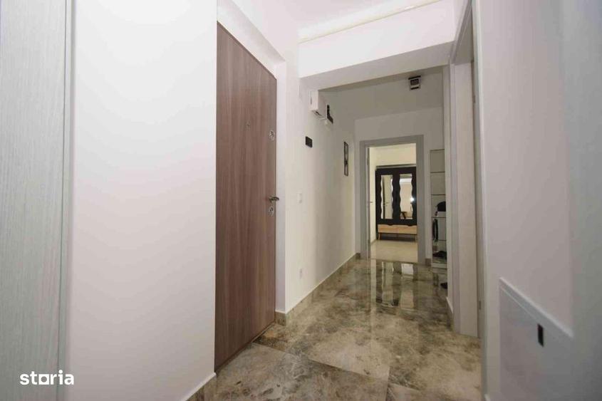 Apartament cu 2 camere decomandat în Rovine