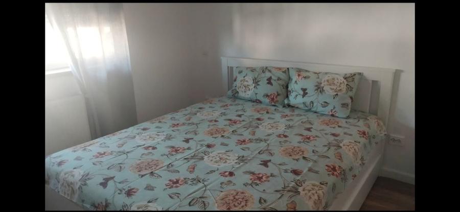 Casă cu 4 camere cu Teren 100 Mp în Central