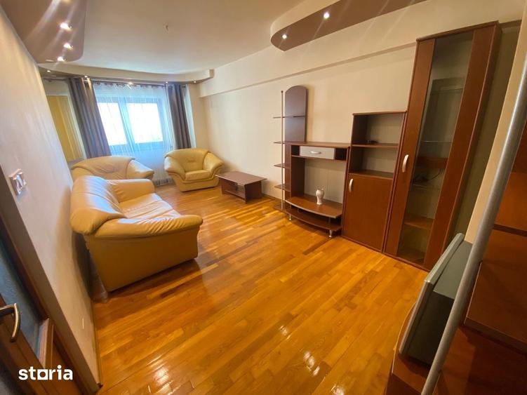 Apartament cu 4 camere în Central