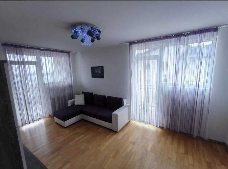 Apartament cu 2 camere semidecomandat în Exterior Vest