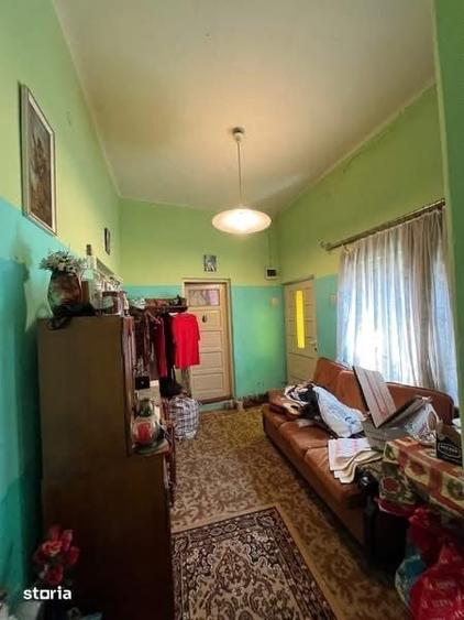 Casă cu 3 camere cu Teren 120 Mp în Calea București