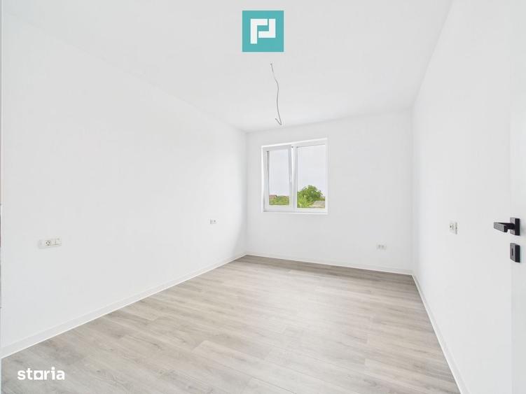 Casă cu 4 camere în Utvin