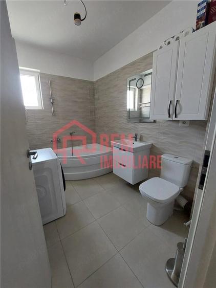 Apartament cu 2 camere decomandat în Fundeni
