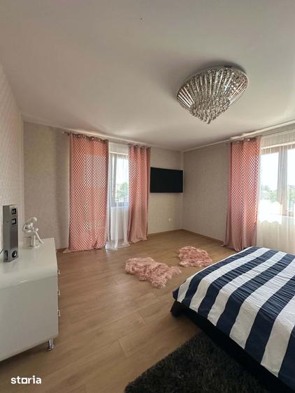 Casă cu 4 camere decomandat cu Teren 1048 Mp în Lucian Blaga