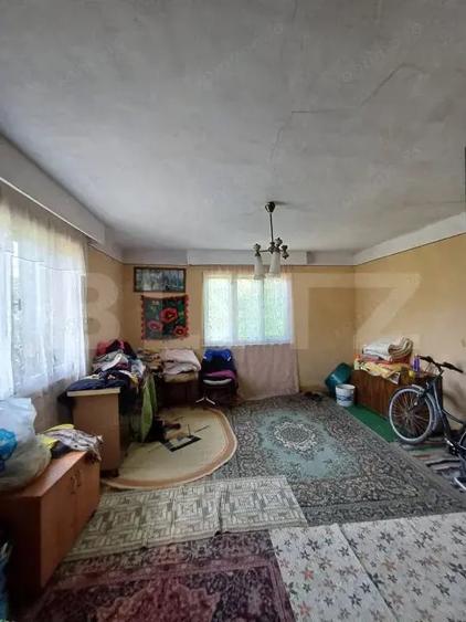 Casă cu 2 camere cu Teren 400 Mp în Turda