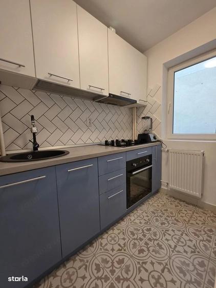 Apartament cu 2 camere semidecomandat în Victoriei