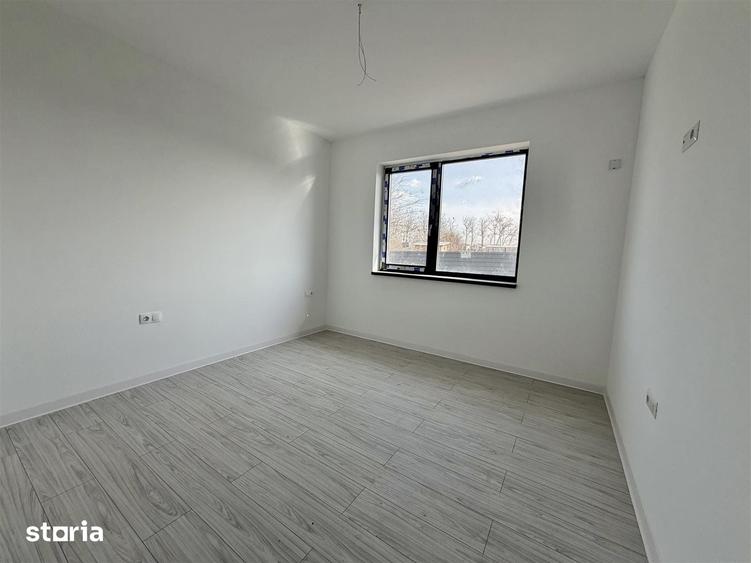 Casă cu 4 camere cu Teren 400 Mp în Miroslava