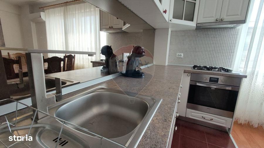 Apartament cu 3 camere, mobilat în Mărăști