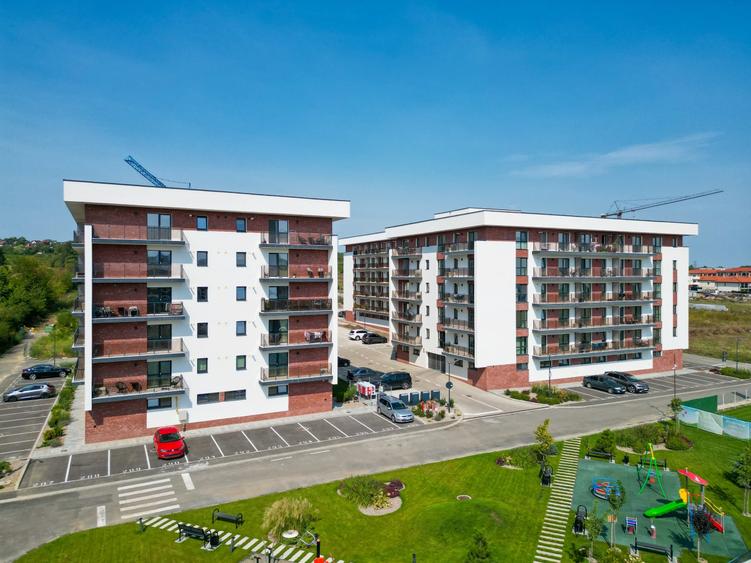 Apartament cu 2 camere decomandat în Galata