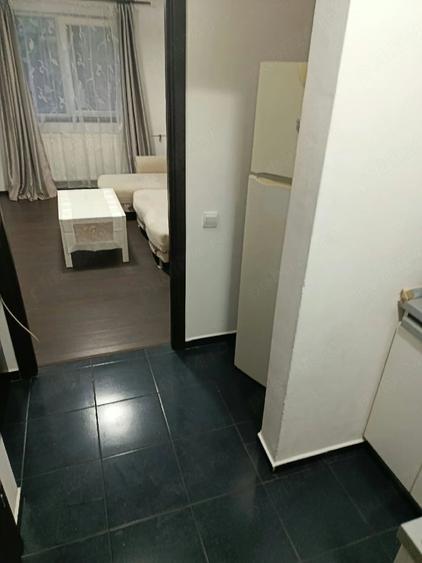 Garsonieră decomandată în Buziașului
