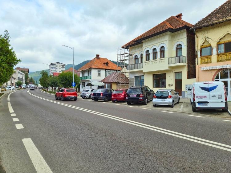 Spațiu comercial, de 79 mp, în Călimănești
