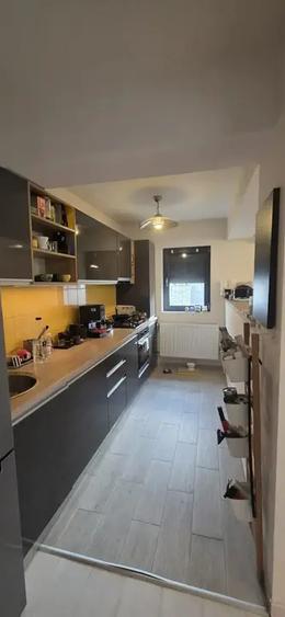 Apartament cu 2 camere decomandat, mobilat în Vest