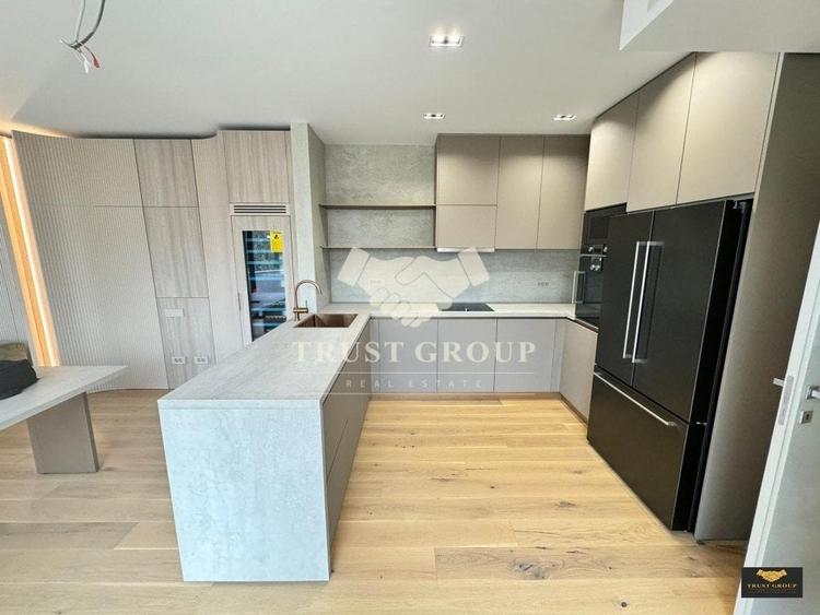 Apartament cu 4 camere decomandat, mobilat în Kiseleff