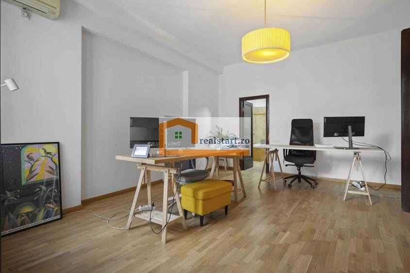 Apartament cu 5 camere circular în P-ța Romană