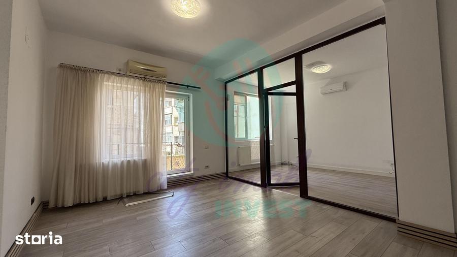 Casă cu 10 camere cu Teren 182 Mp în Cișmigiu