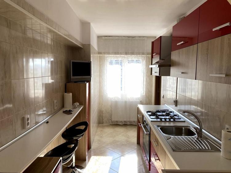 Apartament cu 2 camere decomandat în Ultracentral