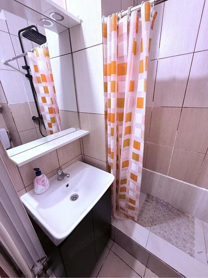 Garsonieră semidecomandată în Central