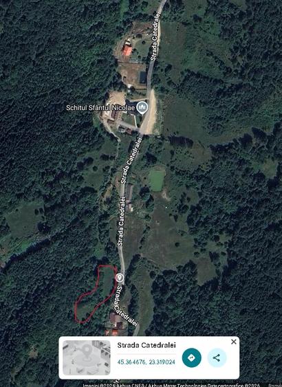 Teren de 6855 mp, în Central