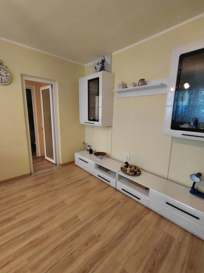 Apartament 3 camere, ?iglina 1, etaj 3, centrala termica, bloc anvelopat - 9