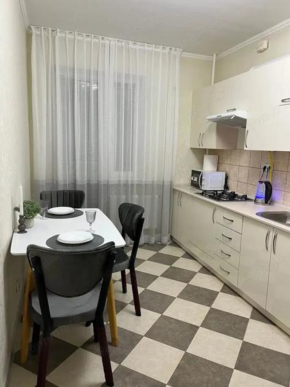 Garsonieră decomandată în Avantgarden