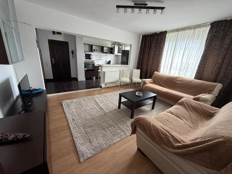 Apartament cu 3 camere semidecomandat, mobilat în Bucureștii Noi