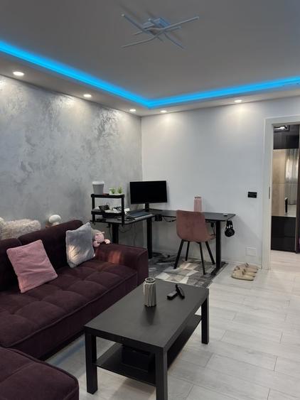 Apartament cu 2 camere semidecomandat în 1 Mai