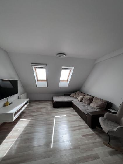Apartament cu 3 camere în Florești