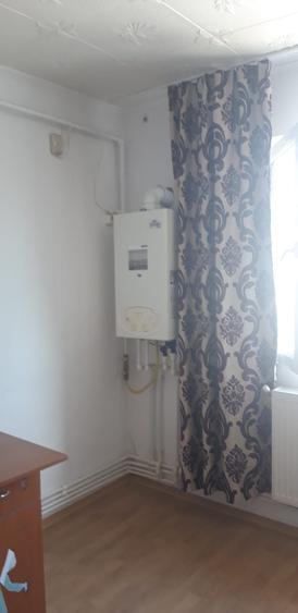 Apartament decomandat în Industrială