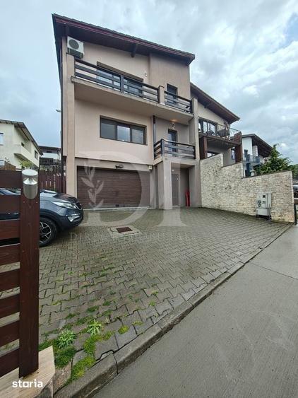 Duplex cu 4 camere cu Canalizare în Florești