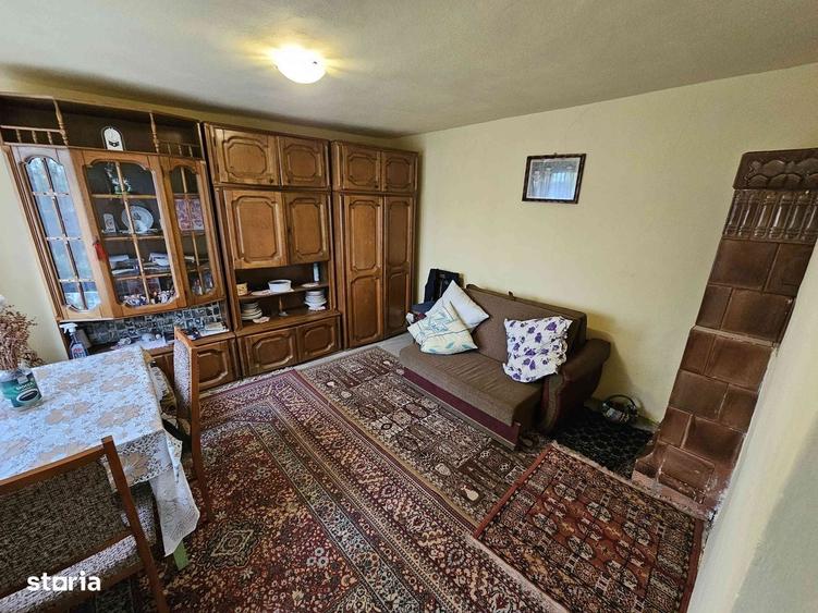 Casă cu 4 camere în Vișina