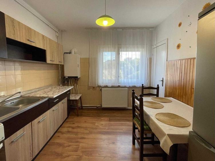 PERSOANA FIZICA inchiriez apartament cu 2 camere pe str. Plopilor, 56 - 7