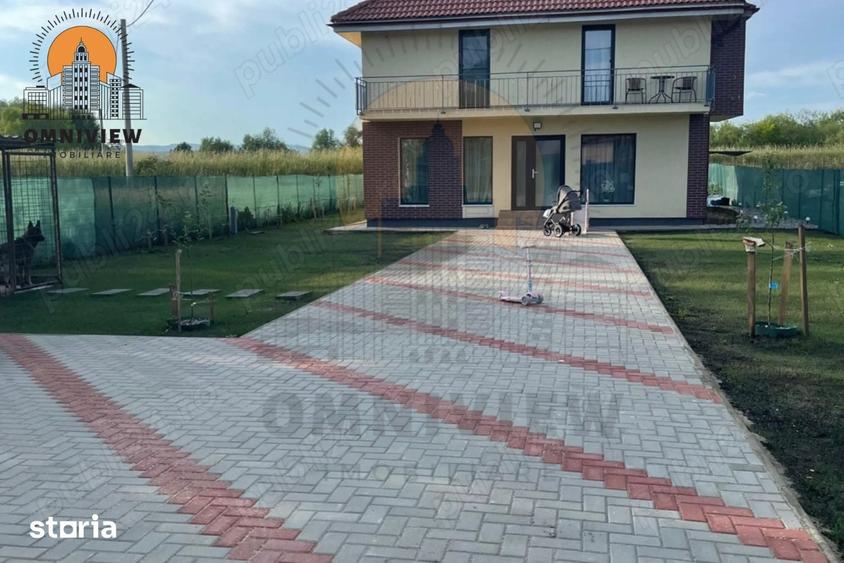 Casă cu 5 camere cu Teren 700 Mp în Prejmer