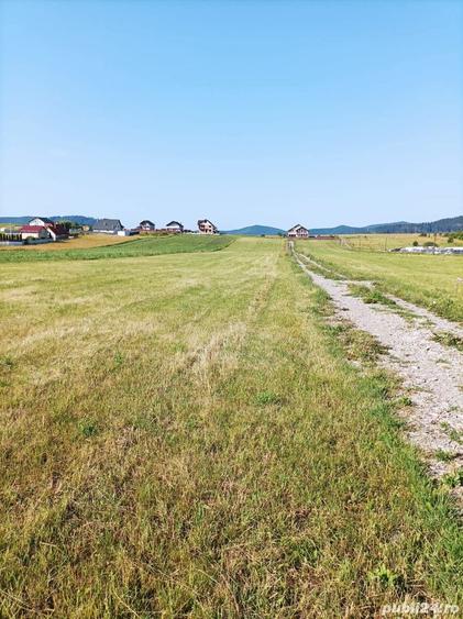 Teren de 811 mp, în Almaș