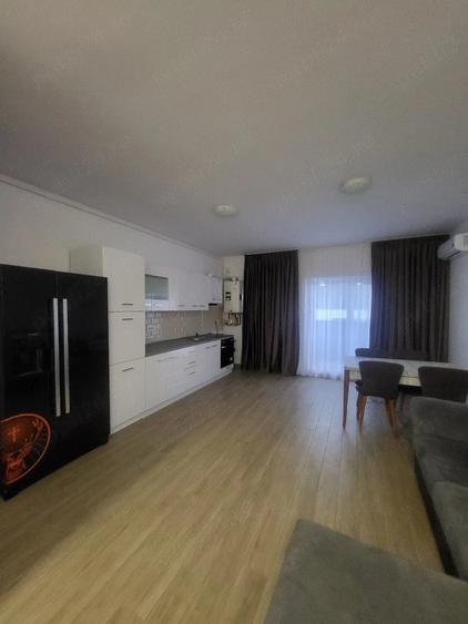 Apartament cu 2 camere decomandat în Ghiroda