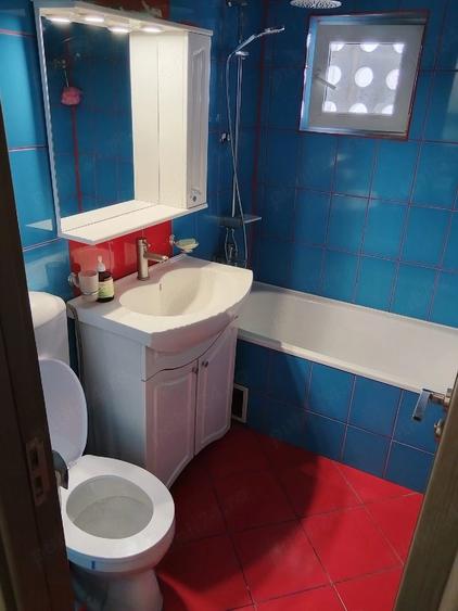 Apartament cu 3 camere decomandat în Gheorghe Doja