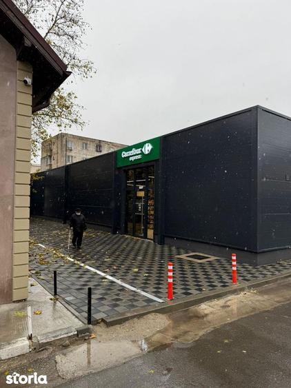 Spațiu comercial, de 326 mp, în Central