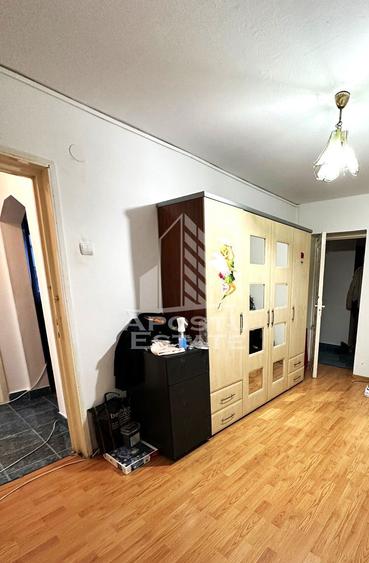 Apartament cu 3 camere decomandat în Aurel Vlaicu