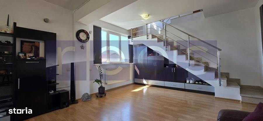 Apartament cu 4 camere decomandat în Dristor