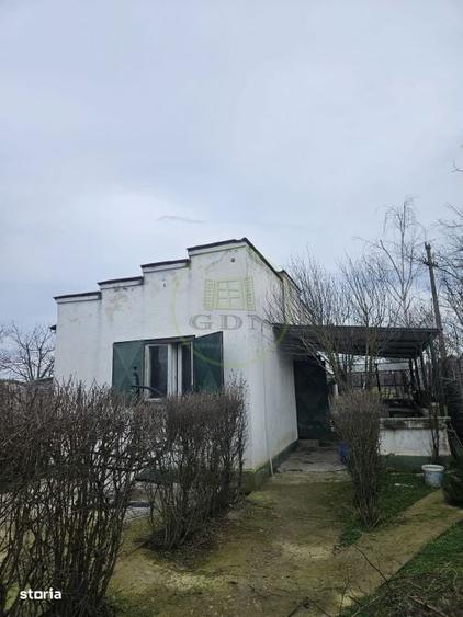 Casă cu 4 camere în Preajba