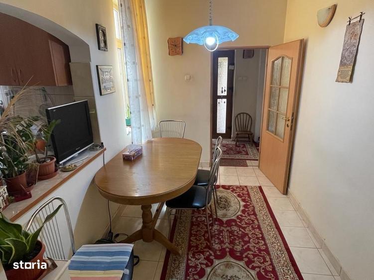 Apartament cu 4 camere în Central