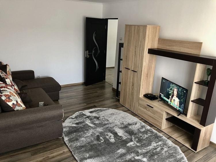 Inchiriez Apartament 2 camere - 1