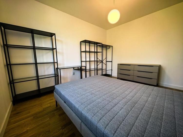 Casă individuală cu 4 camere cu Canalizare în Bucium