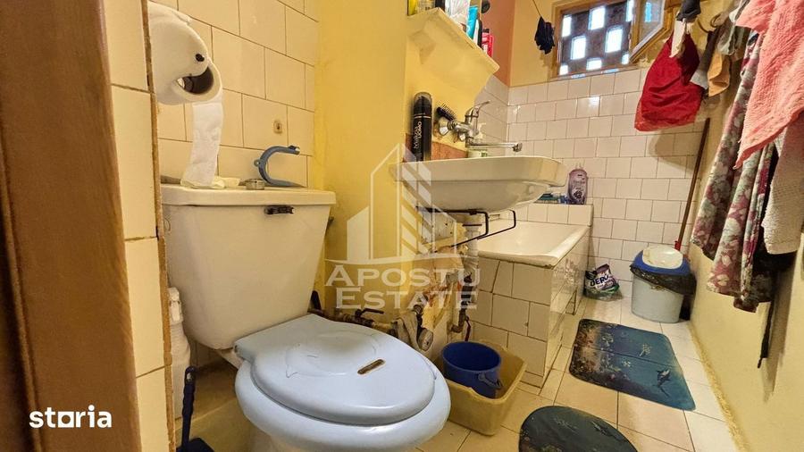 Apartament cu 2 camere nedecomandat în Complex Studențesc