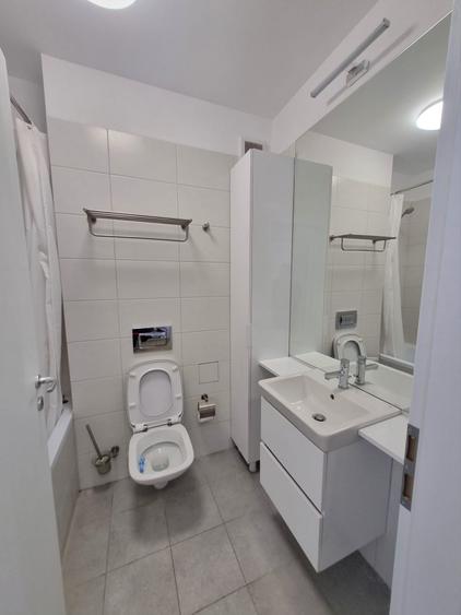 Apartament cu 2 camere semidecomandat, mobilat în Floreasca