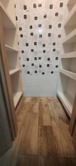 Apartament cu 2 camere decomandat în Tei
