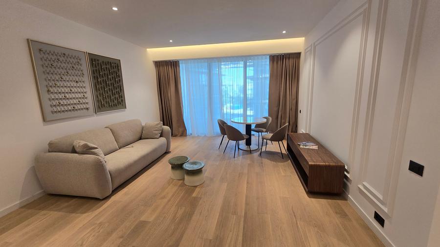 Apartament cu 3 camere decomandat în Herăstrău