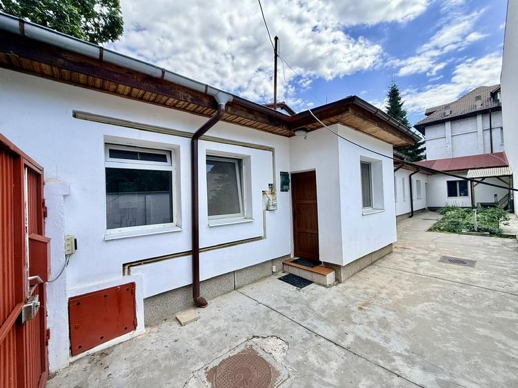 Casă cu Teren 100 Mp în Domenii